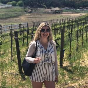 Meet your Posher, Claire